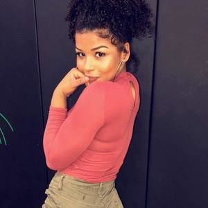 Meet your Posher, Kay